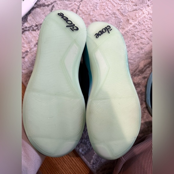 Clove healthcare shoe blue on blue minimal use Men's 7/w8.5 - Picture 5 of 5